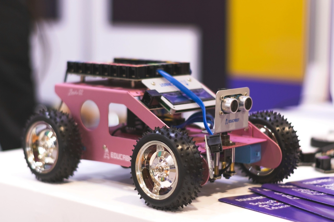 The Impact of Robotics Education on Children’s Cognitive Development hero image